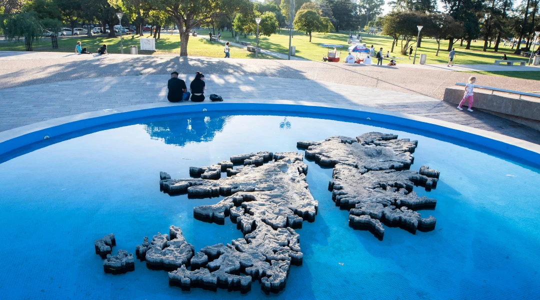 Cenotafio a los caídos en Malvinas