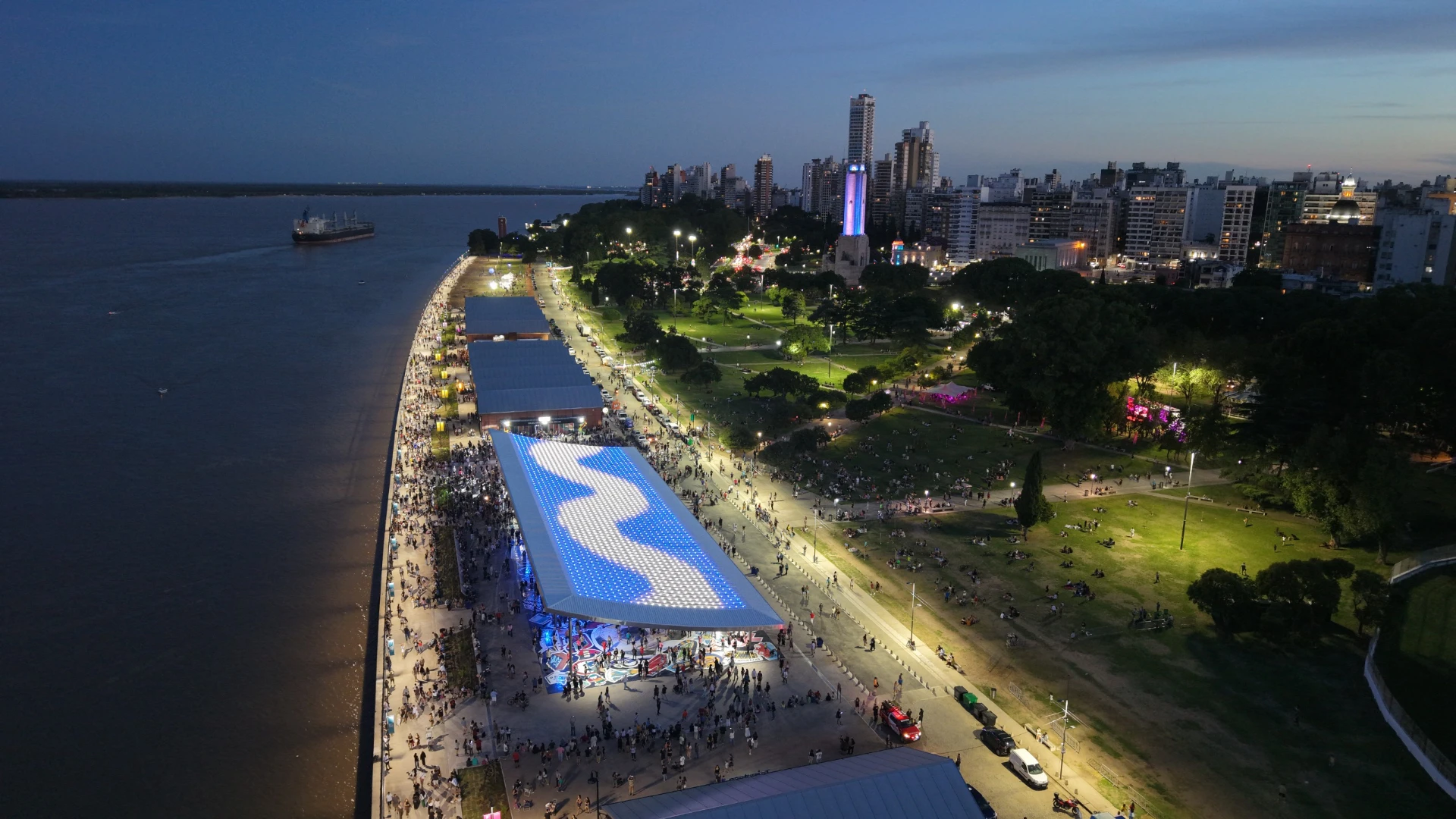 Finde largo en Rosario: vení a conocer la costanera más linda del país